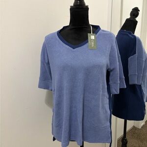 Cera Women's Blue V-Neck Top